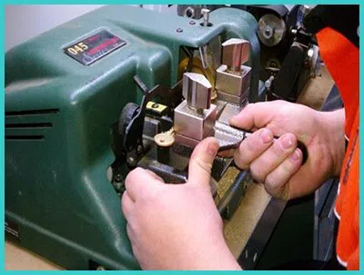 Advanced Locksmith Service Beltsville, MD 301-289-7759 - 18-key-making